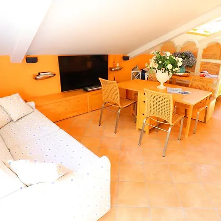 Incanto Sorrentino - De Vivo Realty Сорренто