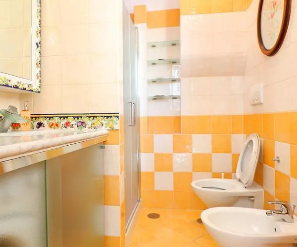 Incanto Sorrentino - De Vivo Realty * Sorrente